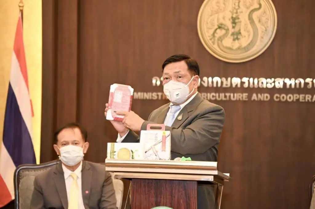  “เฉลิมชัย ศรีอ่อน”เห็นชอบ”พิมพ์เขียววิสัยทัศน์ฮาลาล”(Thailand Halal Blueprint)พร้อมเสนอครม. ดันไทยฮับฮาลาลโลก หวังเจาะตลาดฮาลาล 48 ล้านล้านบาท  เดินหน้าระเบียงเศรษฐกิจฮาลาล(Halal Economic Corridor)