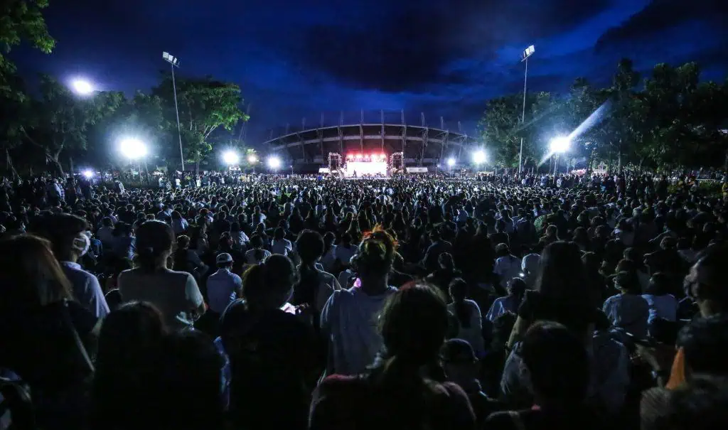 ศาลรัฐธรรมนูญชี้ “อานนท์ –รุ้ง- ไมค์ ” ล้มล้างการปกครอง ในระบอบประชาธิปไตยอันมีพระมหากษัตริย์ทรงเป็นประมุข และสั่งการให้ทั้งสาม กลุ่มองค์กรเครือข่ายเลิกกระทำการดังกล่าว