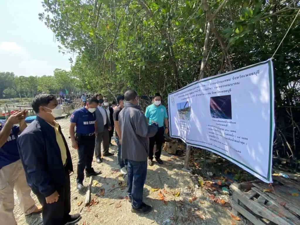 ‘อลงกรณ์’ หนุนประมงพื้นบ้านเพชรบุรีพัฒนาท่าเทียบเรือ ตั้งองค์กรชุมชนประมงท้องถิ่น รวมกลุ่มแปรรูปผลิตภัณฑ์สร้างมูลค่าเพิ่ม