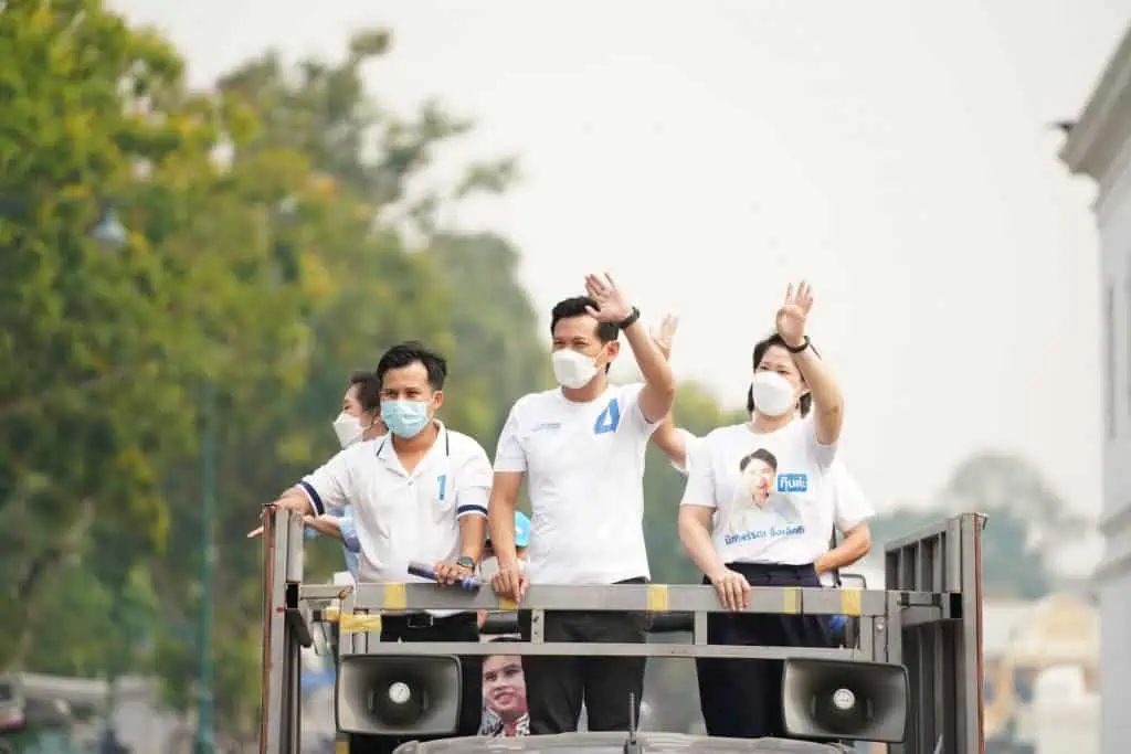 “เอ้ สุชัชวีร์” นำผู้สมัคร ส.ก. เขตพระนคร และป้อมปราบศัตรูพ่าย พร้อมพาทัวร์ “แก้มลิงใต้ดิน” วัดเล่งเน่ยยี่ แก้ปัญหาน้ำรอระบาย