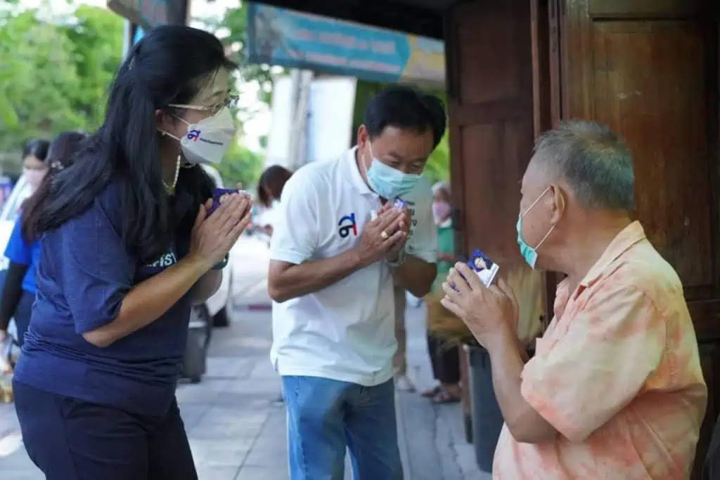 คุณหญิงสุดารัตน์ ชู น.ต.ศิธา เป็นผู้ว่าฯกทม. คิดต่างเพื่อพ่อค้าแม่ขาย เพิ่มเพิ่มรายได้ให้คนกรุง 