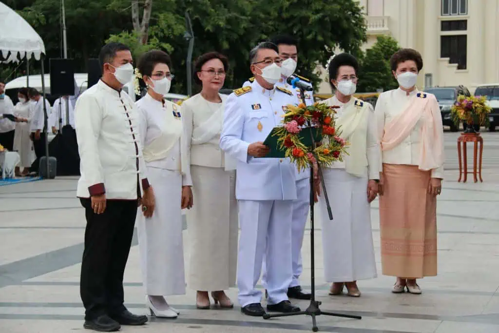 สวดเจริญพระพุทธมนต์แบบโบราณล้านนา ปัดเป่าโรคโควิด-19 ให้ชาวเชียงใหม่