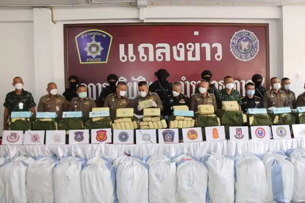 ตำรวจภูธรภาค 5 ยึดยาบ้า 11 ล้านเม็ด ทลายเครือข่าย "ป๋อลี"