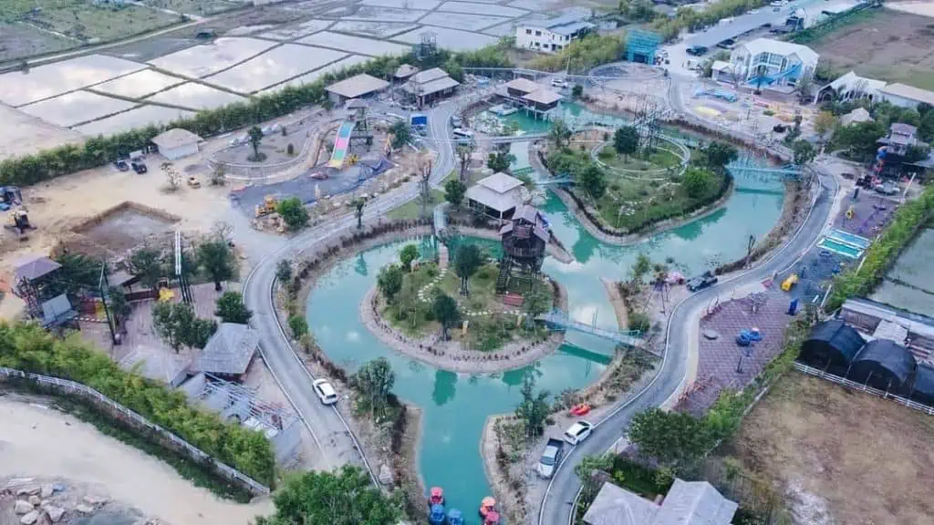 จากทุ่งนาสู่อาณาจักรสวนน้ำ "Jungle Adventure Park SURF HOUSE " เชียงใหม่