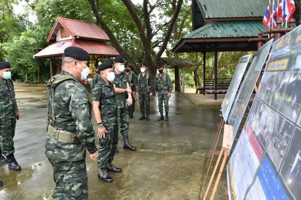 ผบ.ผาเมือง ตรวจเยี่ยมกำลังพลในพื้นที่จ.เชียงราย