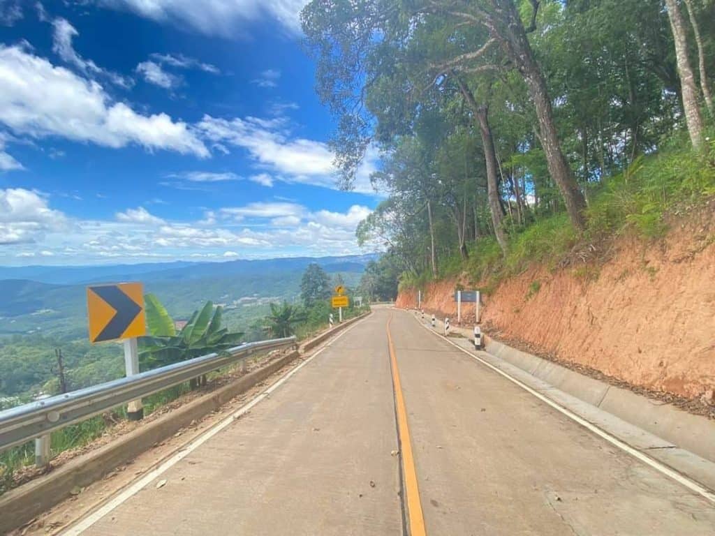 กรมทางหลวงชนบทอวดถนนสายใหม่ ขึ้นดอยอินทนนท์ ปลอดภัยทุกฤดู กรมทางหลวงชนบทอวดถนนสายใหม่ ขึ้นดอยอินทนนท์ ปลอดภัยทุกฤดู