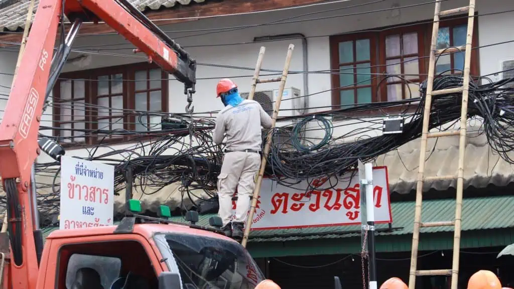 จัดระเบียบสายไฟ-สื่อสารเชียงใหม่ปรับปรุงภูมิทัศน์ให้สวยงาม