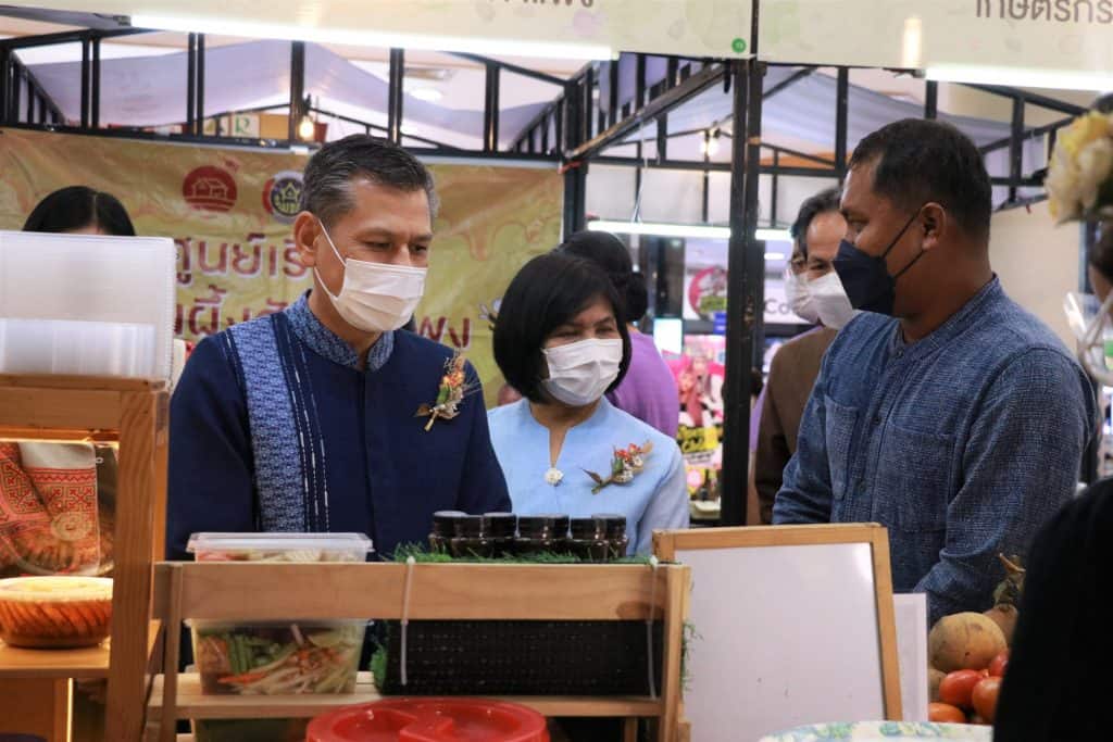 “ประชารัฐ พัฒนาอาหารปลอดภัย สร้างรายได้แก่ชุมชน” “ประชารัฐ พัฒนาอาหารปลอดภัย สร้างรายได้แก่ชุมชน”