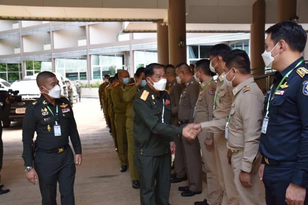 ผาเมือง จับมือไทย - ลาว สกัดกั้นยาเสพติด ผาเมือง จับมือไทย - ลาว สกัดกั้นยาเสพติด