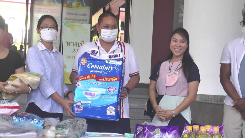 พม.เชียงใหม่รับมอบสิ่งของ ช่วยผู้ประสบภัย - กลุ่มเปราะบาง พม.เชียงใหม่รับมอบสิ่งของ ช่วยผู้ประสบภัย - กลุ่มเปราะบาง