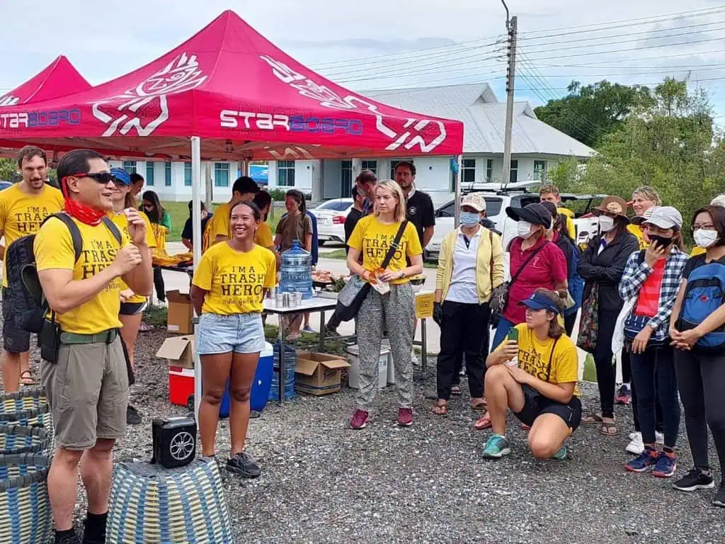 วันทำความสะอาดโลก  (World Clean Up Day )