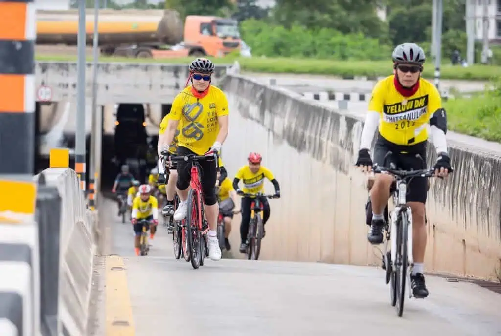 ปั่นโปรโมทงานจักรยาน เลอ แทปป์ บาย ตรูเดอ ฟรองซ์ (Le tape by Tour De France)ที่สองแคว