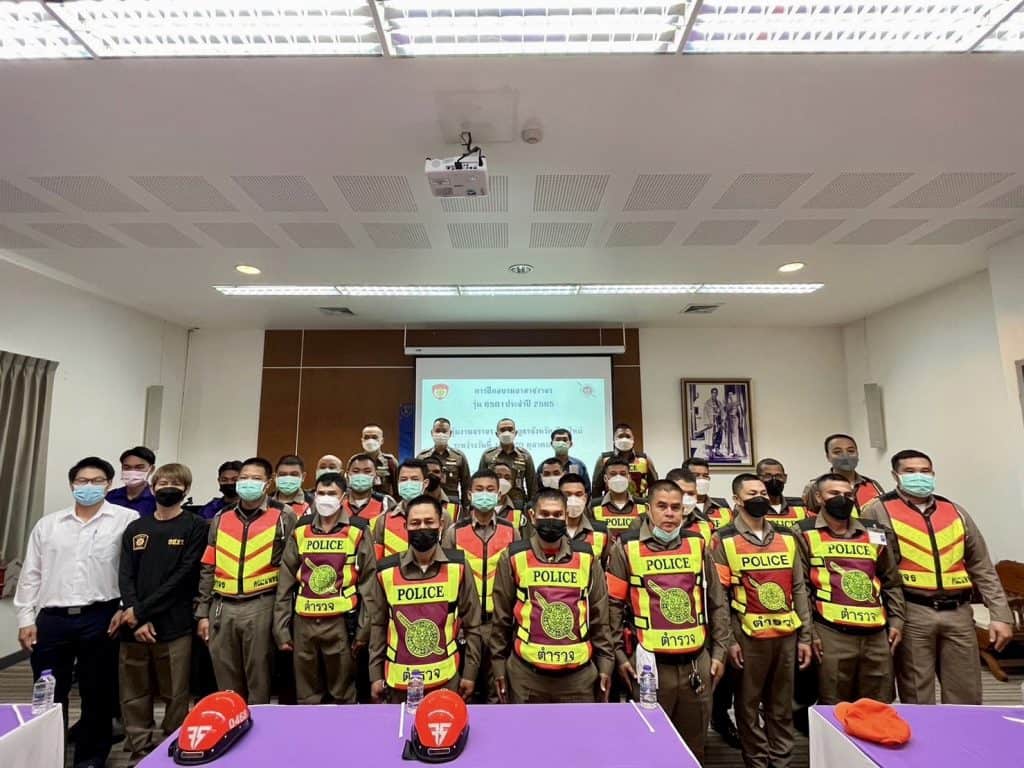 “อบรมหลักสูตรอาสาจราจรเชียงใหม่” “อบรมหลักสูตรอาสาจราจรเชียงใหม่”