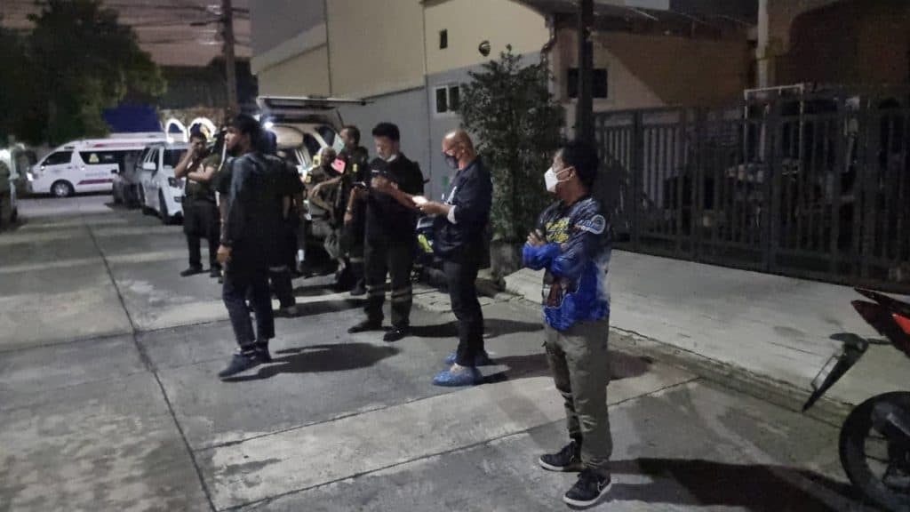 คิดว่าน้องไปทำงานต่างประเทศ พี่เข้ามาปรับปรุงบ้าน เจอโครงกระดูกน้องนอนเสียชีวิต คิดว่าน้องไปทำงานต่างประเทศ พี่เข้ามาปรับปรุงบ้าน เจอโครงกระดูกน้องนอนเสียชีวิต