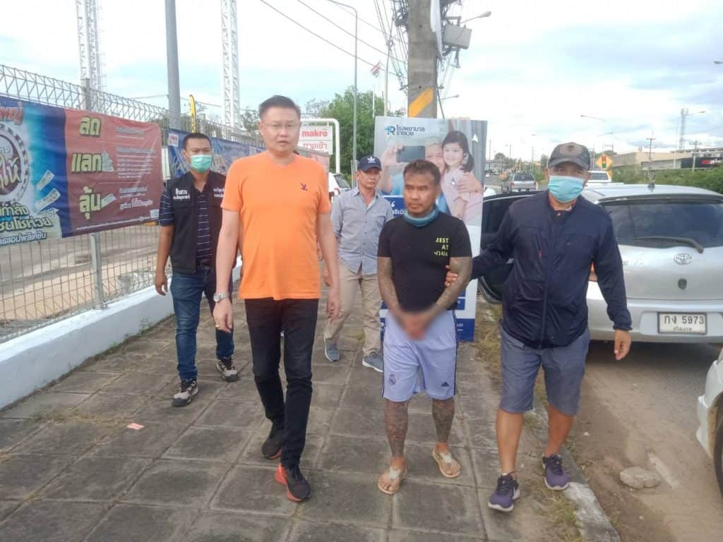 ตร.รวบไอ้หื่น! เตะก้านคอสาว 18 ปีจากสวนสาธารณะอุบลฯ ลากไปขืนใจในบ้านพัก ตร.รวบไอ้หื่น! เตะก้านคอสาว 18 ปีจากสวนสาธารณะอุบลฯ ลากไปขืนใจในบ้านพัก