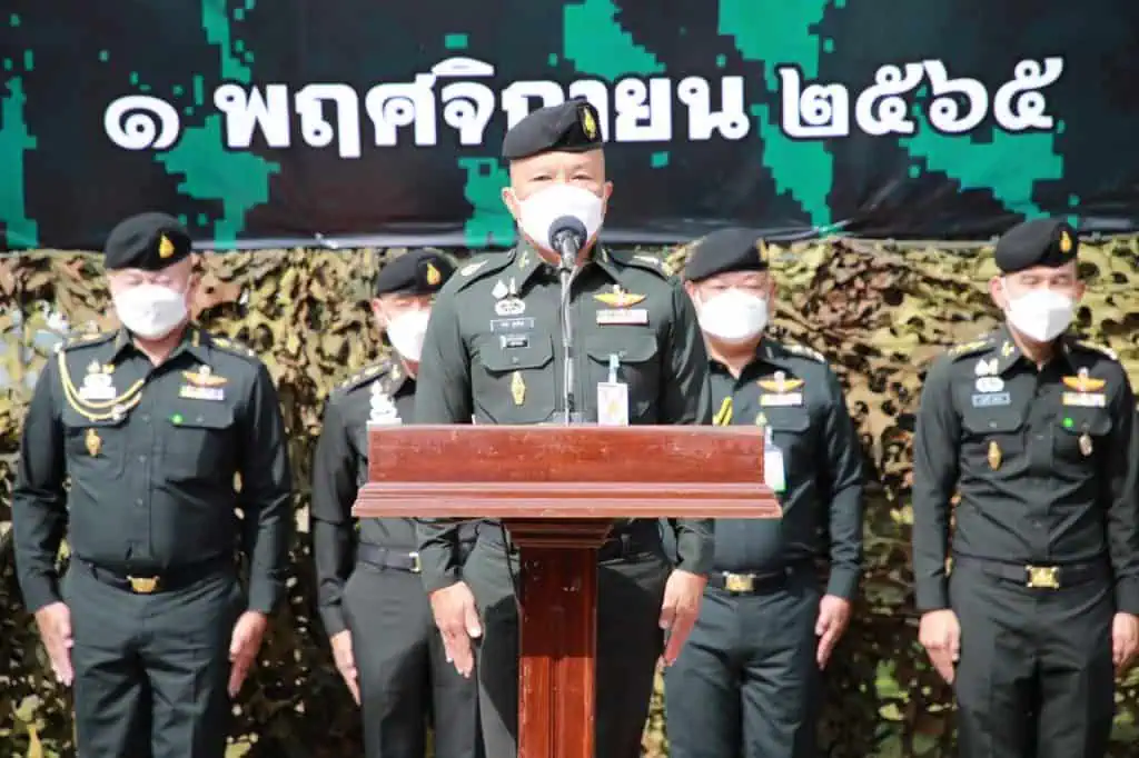 ผบ.มทบ.33 ต้อนรับครอบครัวทหารใหม่ จัดบริการอาหารและตรวจสุขภาพ