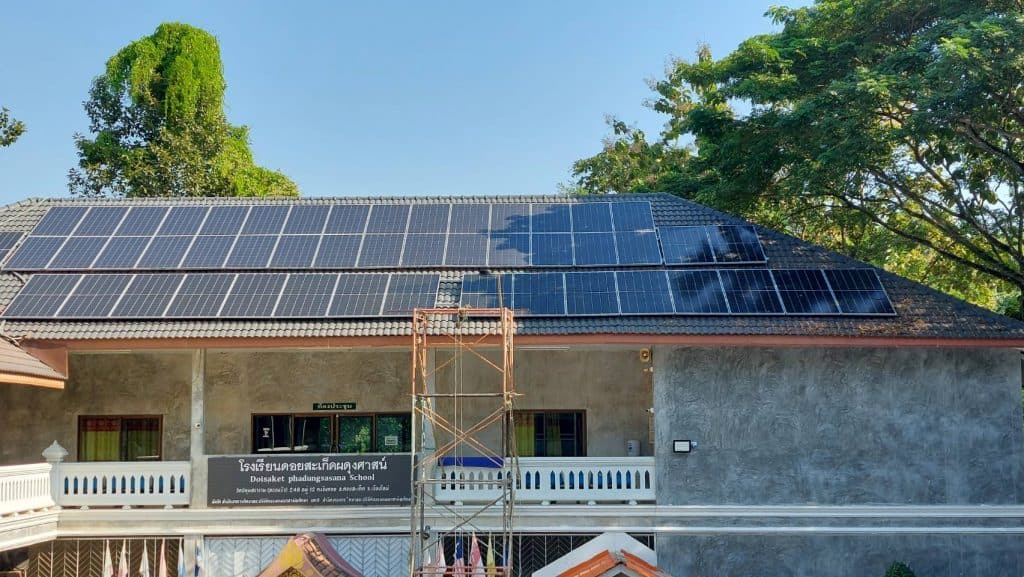 พระช่วยชาวบ้าน ติดค้างค่าไฟ หาพลังงานทางเลือกร่วมกับมช. พระช่วยชาวบ้าน ติดค้างค่าไฟ หาพลังงานทางเลือกร่วมกับมช.