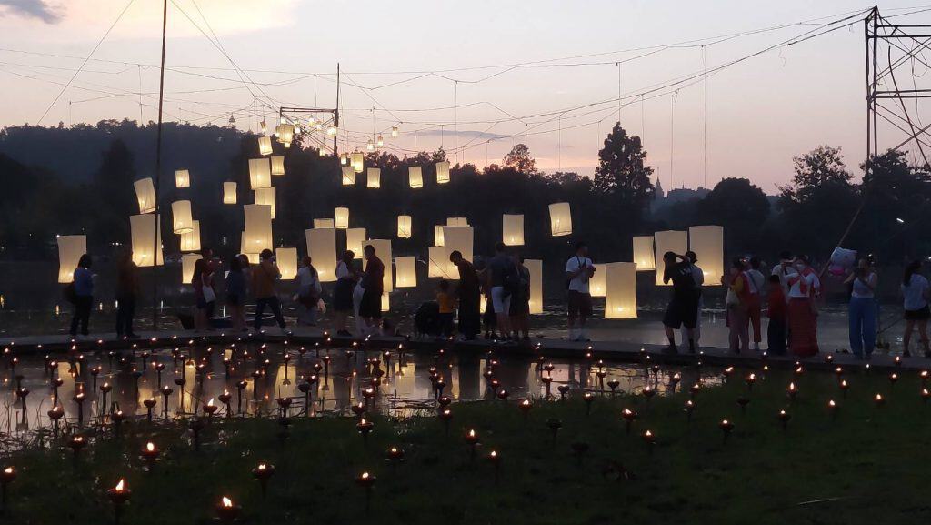 ออกเก็บซากโคมลอย เทศบาลตำบลเชิงดอย - ชาวดอยสะเก็ดร่วมรับผิดชอบต่อสังคม ออกเก็บซากโคมลอย เทศบาลตำบลเชิงดอย - ชาวดอยสะเก็ดร่วมรับผิดชอบต่อสังคม