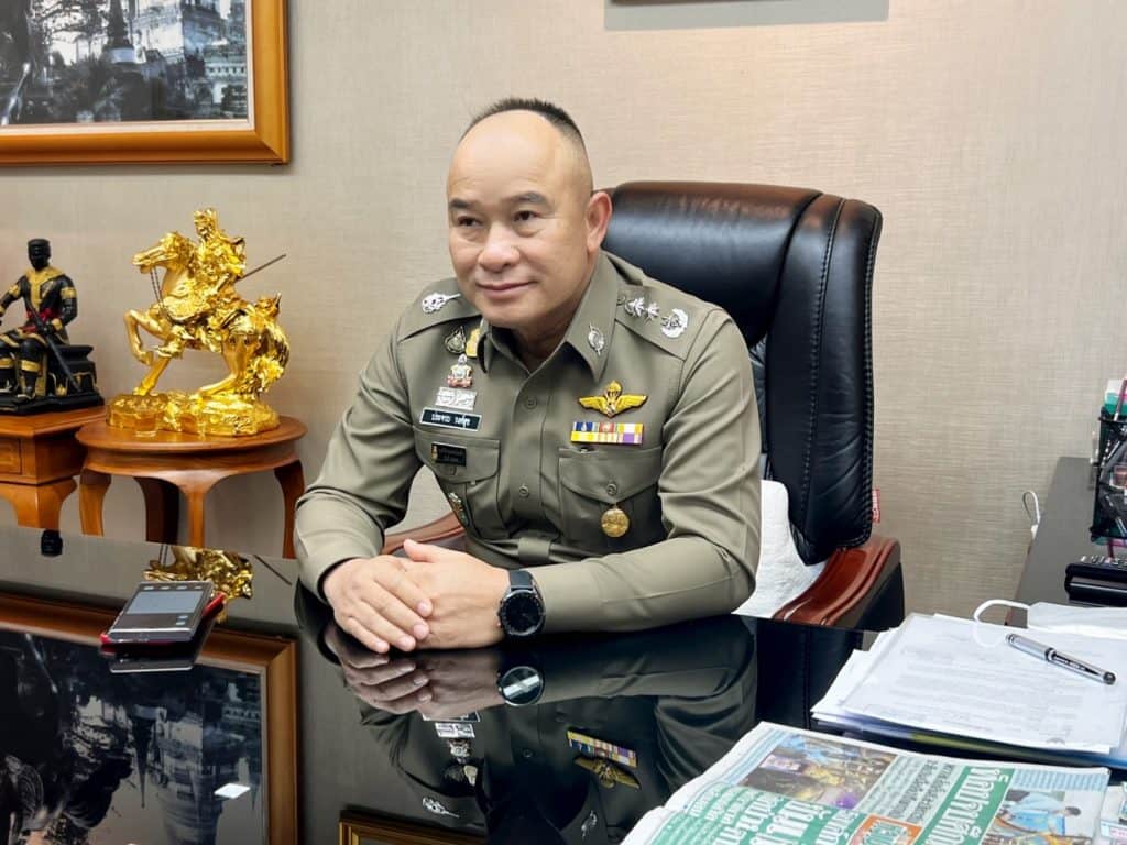 ตำรวจเข้ม ทริปน้ำไม่อาบ จับกุมรถ 200 กว่าคัน ตำรวจเข้ม ทริปน้ำไม่อาบ จับกุมรถ 200 กว่าคัน