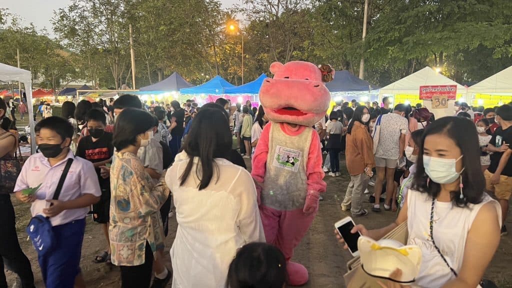 HARRIS CARNIVAL คึกคัก นร.เก่าปรินส์รอยฯ ร่วมงานคับคั่ง HARRIS CARNIVAL คึกคัก นร.เก่าปรินส์รอยฯ ร่วมงานคับคั่ง