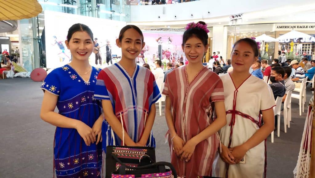 "วิ่งเพื่อน้องชายขอบ" พล ร.7 ระดมทุนช่วยนร.ขาดแคลนแม่สะเรียง "วิ่งเพื่อน้องชายขอบ" พล ร.7 ระดมทุนช่วยนร.ขาดแคลนแม่สะเรียง