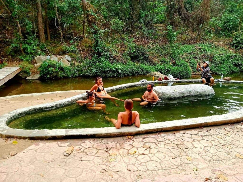 ดอยกิ่วลม 14 องศา "ห้วยน้ำดัง" เย็นสบายแช่น้ำร้อน ออนเซ็น "โป่งเดือด" คลายหนาว ดอยกิ่วลม 14 องศา "ห้วยน้ำดัง" เย็นสบายแช่น้ำร้อน ออนเซ็น "โป่งเดือด" คลายหนาว