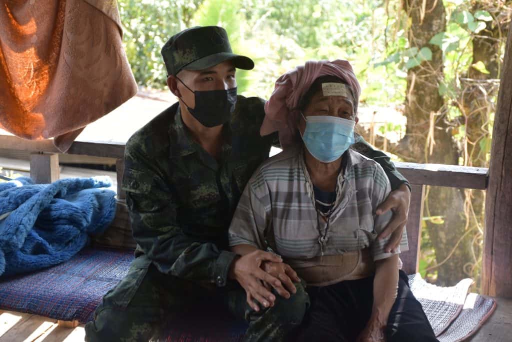 พล.ร.7 นำน้องทหารใหม่ เยี่ยมญาติในพื้นที่ห่างไกล พล.ร.7 นำน้องทหารใหม่ เยี่ยมญาติในพื้นที่ห่างไกล