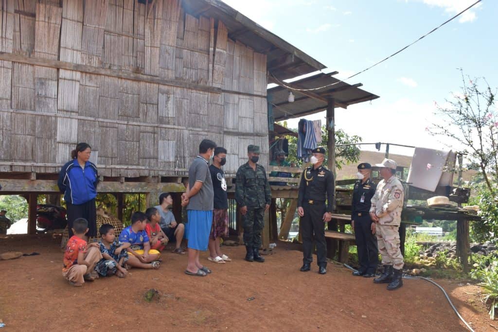 พล.ร.7 นำน้องทหารใหม่ เยี่ยมญาติในพื้นที่ห่างไกล พล.ร.7 นำน้องทหารใหม่ เยี่ยมญาติในพื้นที่ห่างไกล