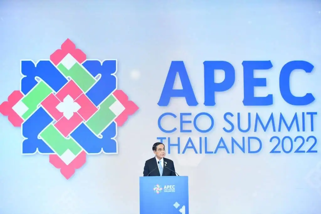 นายกรัฐมนตรีแจงภารกิจประชุมเอเปควันนี้ เริ่มด้วยเป็นปธ.APEC CEO Summit ขับเคลื่อน "เป้าหมายกรุงเทพฯ ว่าด้วยเศรษฐกิจ BCG"