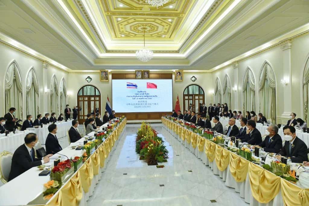 “สี จิ้นผิง” กล่าวชม พล.อ.ประยุทธ์ รับมือโควิดได้ดี พร้อมสนับสนุนเสถียรภาพทางการเมืองและความปรองดอง “สี จิ้นผิง” กล่าวชม พล.อ.ประยุทธ์ รับมือโควิดได้ดี พร้อมสนับสนุนเสถียรภาพทางการเมืองและความปรองดอง