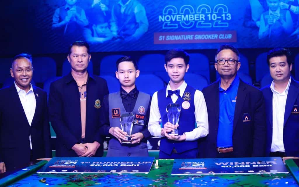 ไบร์ท ศรีราชา คิวคมตบเอาชนะ ฟิว ชบา 4-0 ศึกสนุกเกอร์ "Q HOUSE & S1 SNOOKER CHAMPIONSHIP U21" คว้าตั๋วไปบินลัดฟ้าไปประเทศอังกฤษต่อยอดสู่ระดับอาชีพ ไบร์ท ศรีราชา คิวคมตบเอาชนะ ฟิว ชบา 4-0 ศึกสนุกเกอร์ "Q HOUSE & S1 SNOOKER CHAMPIONSHIP U21" คว้าตั๋วไปบินลัดฟ้าไปประเทศอังกฤษต่อยอดสู่ระดับอาชีพ