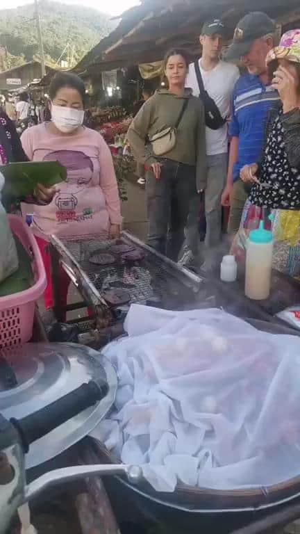 "โมจิดอย" ของดีกาดม้ง ดอยอินทนนท์ "โมจิดอย" ของดีกาดม้ง ดอยอินทนนท์