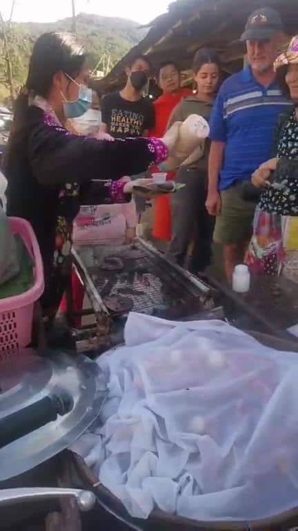 "โมจิดอย" ของดีกาดม้ง ดอยอินทนนท์ "โมจิดอย" ของดีกาดม้ง ดอยอินทนนท์