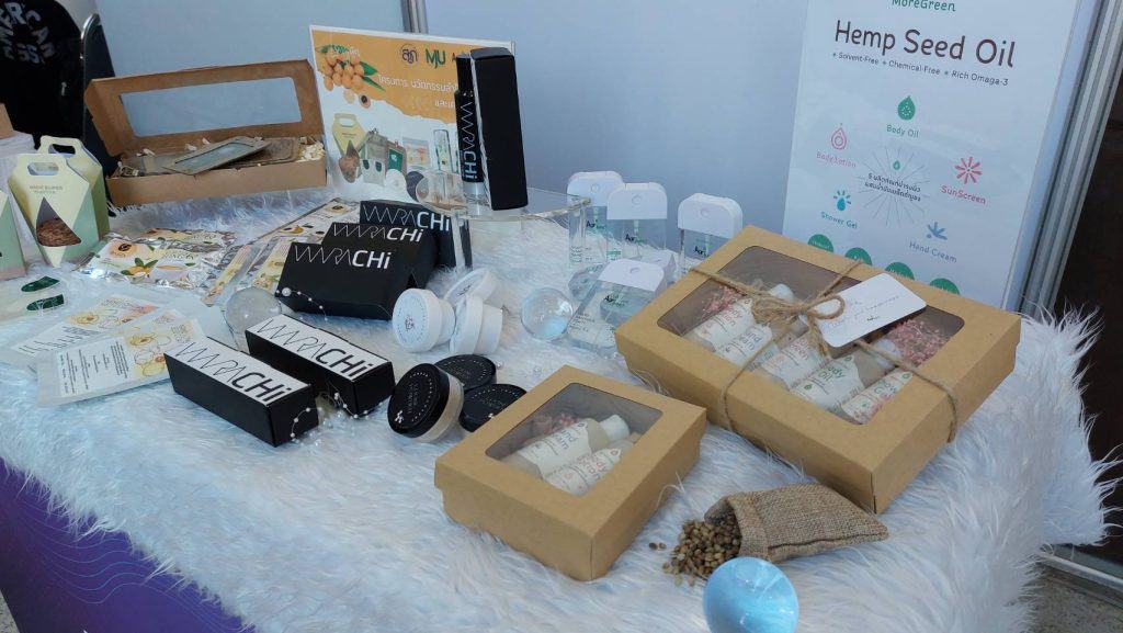 ข้าวซอยกึ่งสำเร็จรูป ม.แม่โจ้ ซุปอันดับ 1 จากนักรีวิวทั่วโลก ข้าวซอยกึ่งสำเร็จรูป ม.แม่โจ้ ซุปอันดับ 1 จากนักรีวิวทั่วโลก