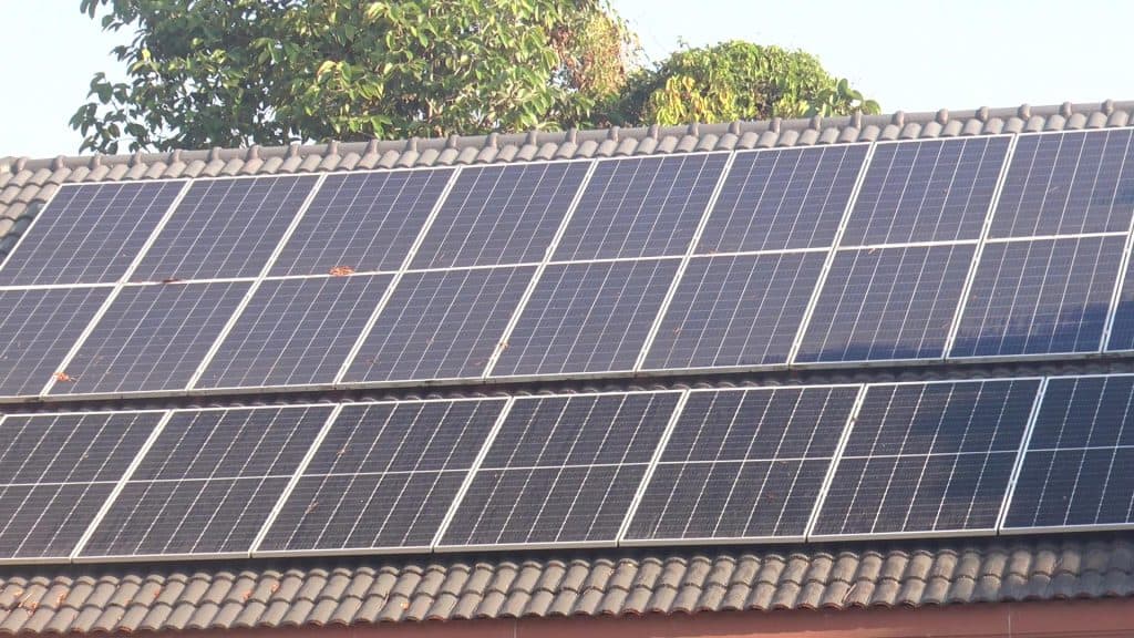 เชิญทำบุญ 9 บาท 9 วัด 9 รร. ช่วยวัด - รร.ค้างค่าไฟฟ้า มาใช้โซล่าเซลล์ เชิญทำบุญ 9 บาท 9 วัด 9 รร. ช่วยวัด - รร.ค้างค่าไฟฟ้า มาใช้โซล่าเซลล์