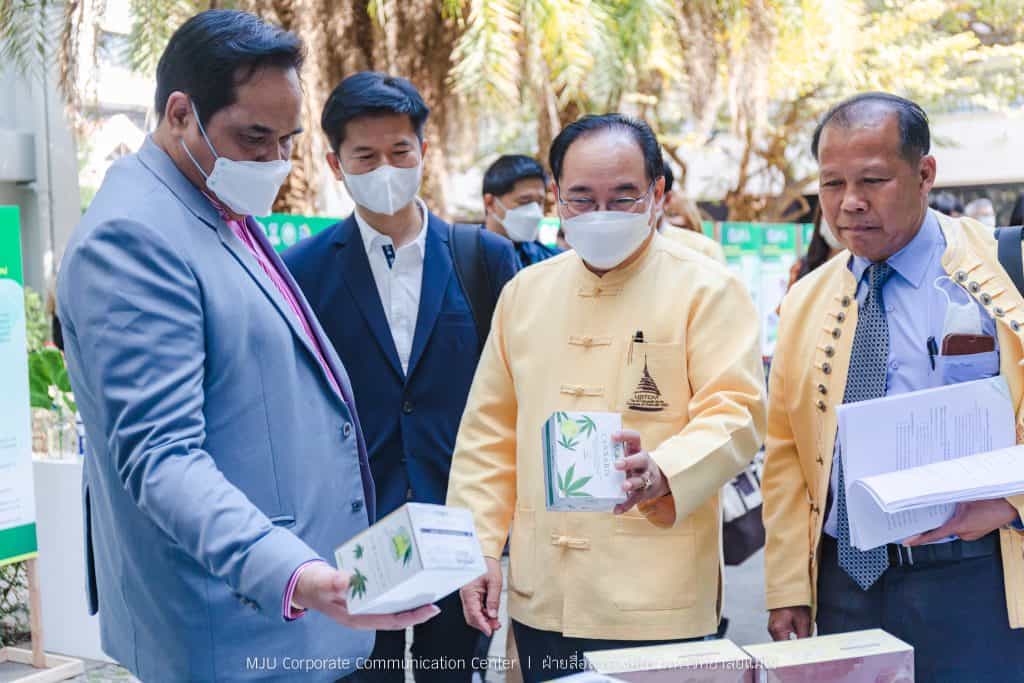 สปอว. ติดตามความก้าว โครงการพลิกโฉม ม.แม่โจ้ สปอว. ติดตามความก้าว โครงการพลิกโฉม ม.แม่โจ้