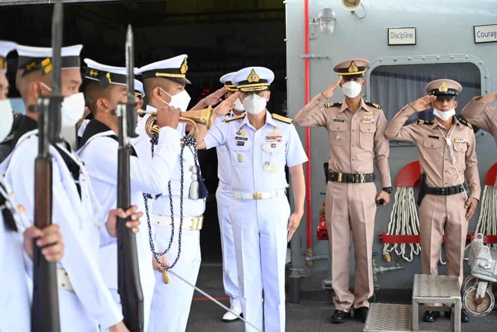 กองทัพเรือจัดพิธีลอยอังคารผู้เสียชีวิตจากเหตุการณ์เรือหลวงสุโขทัยอับปาง กองทัพเรือจัดพิธีลอยอังคารผู้เสียชีวิตจากเหตุการณ์เรือหลวงสุโขทัยอับปาง