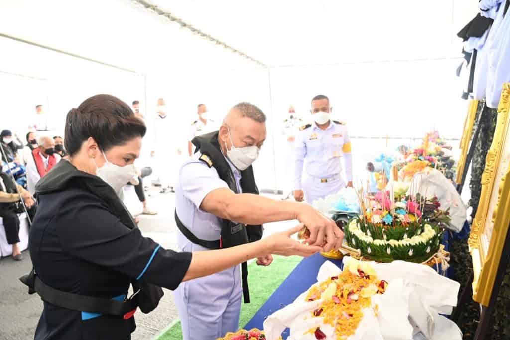 กองทัพเรือจัดพิธีลอยอังคารผู้เสียชีวิตจากเหตุการณ์เรือหลวงสุโขทัยอับปาง กองทัพเรือจัดพิธีลอยอังคารผู้เสียชีวิตจากเหตุการณ์เรือหลวงสุโขทัยอับปาง