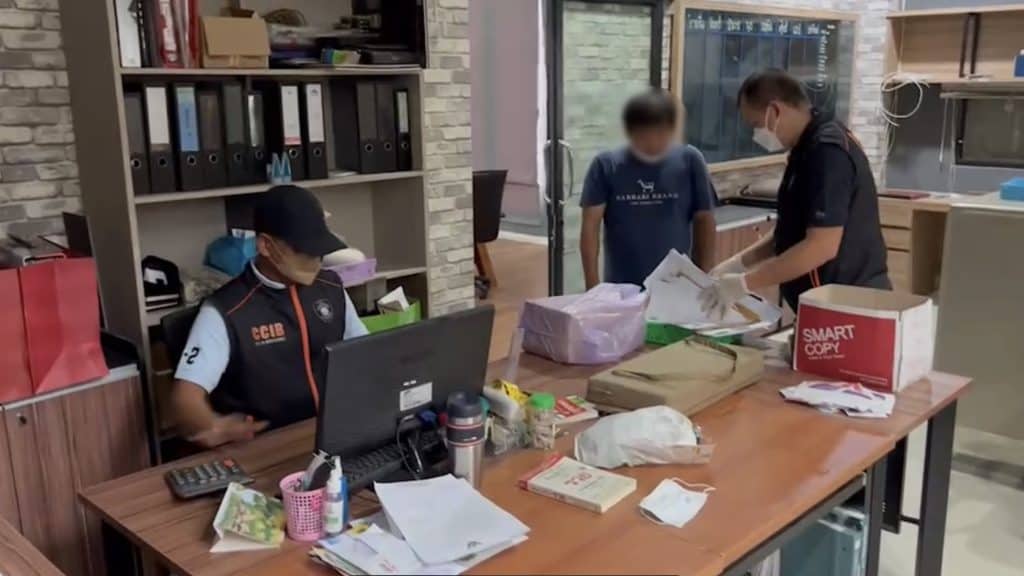 ผู้รับเหมาตกแต่งภายใน ใช้รูปเว็ปไซต์อื่นหลอกเหยื่อสูญเงิน 13 ล้าน ผู้รับเหมาตกแต่งภายใน ใช้รูปเว็ปไซต์อื่นหลอกเหยื่อสูญเงิน 13 ล้าน