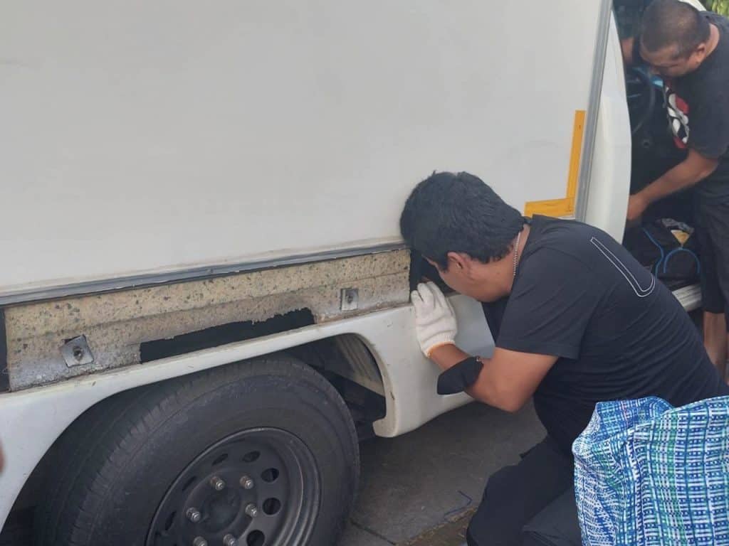 ตำรวจ ปส.รวบเครือข่ายค้ายาภาคเหนือ ดัดแปลงรถซุกยาเสพติด1.5ล้านเม็ด ตำรวจ ปส.รวบเครือข่ายค้ายาภาคเหนือ ดัดแปลงรถซุกยาเสพติด1.5ล้านเม็ด