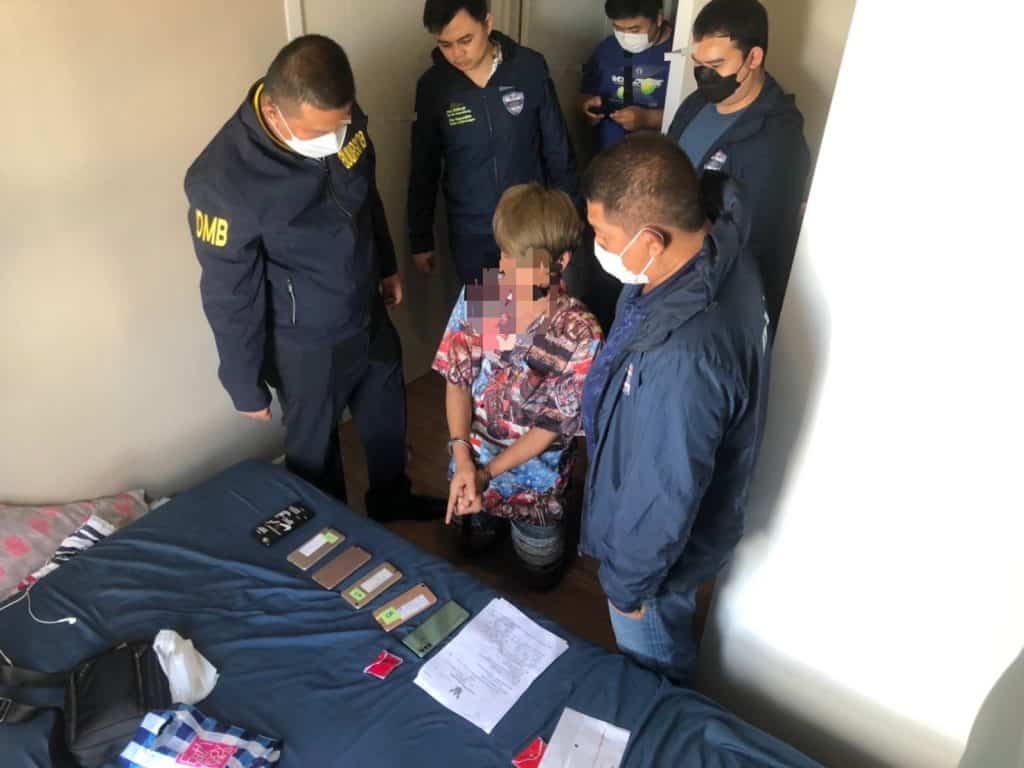 รวบอดีตคอลเซ็นเตอร์หนีกลับไทย รวมทีมตั้งแก๊งโทร.หลอกเหยื่อ รวบอดีตคอลเซ็นเตอร์หนีกลับไทย รวมทีมตั้งแก๊งโทร.หลอกเหยื่อ