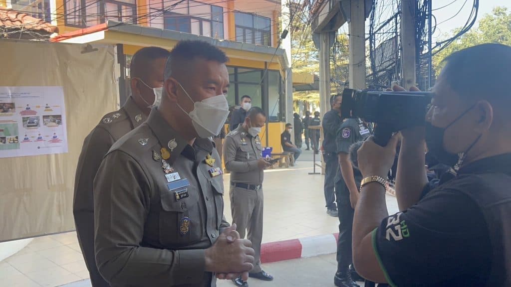 ตร.ภาค 5 รวบขบวนการขนยานรกกว่า 2.2 ล้านเม็ด ตร.ภาค 5 รวบขบวนการขนยานรกกว่า 2.2 ล้านเม็ด