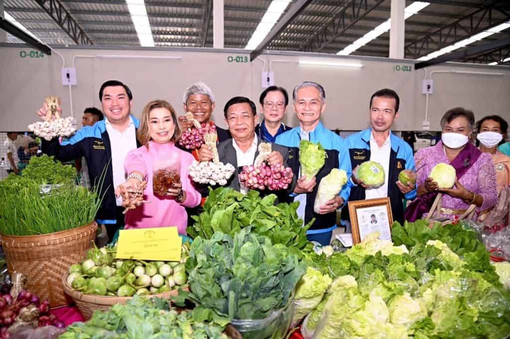 “อลงกรณ์”ผนึกเครือข่ายเกษตรกรรมยั่งยืน เดินหน้า“ตลาดกลางเกษตรอินทรีย์”ทั่วประเทศ “อลงกรณ์”ผนึกเครือข่ายเกษตรกรรมยั่งยืน เดินหน้า“ตลาดกลางเกษตรอินทรีย์”ทั่วประเทศ