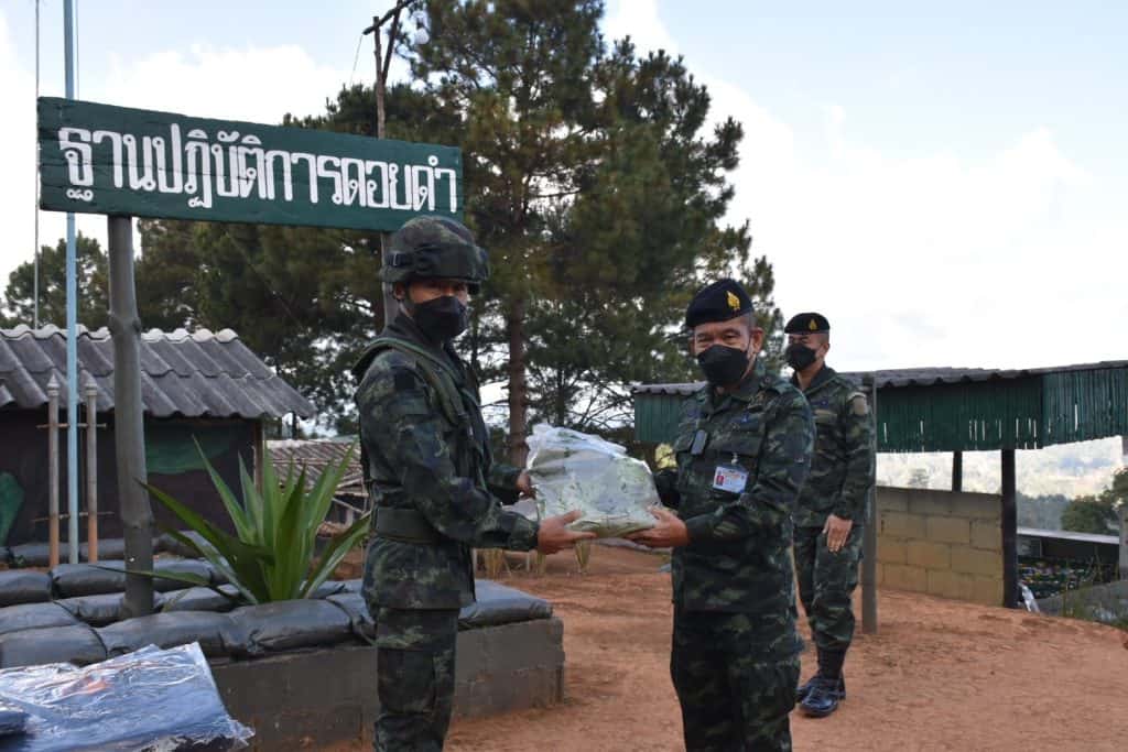 ผบ.ผาเมือง เผย 5 เดือนยึดยาบ้ากว่า 24 ล้านเม็ด ผบ.ผาเมือง เผย 5 เดือนยึดยาบ้ากว่า 24 ล้านเม็ด