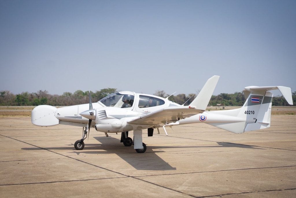 ศอ.ปกป.ภาค 3 ประสาน ทอ. ส่งเครื่อง BT-67 โปรยน้ำดับไฟ บรรเทาฝุ่น เชียงราย ศอ.ปกป.ภาค 3 ประสาน ทอ. ส่งเครื่อง BT-67 โปรยน้ำดับไฟ บรรเทาฝุ่น เชียงราย