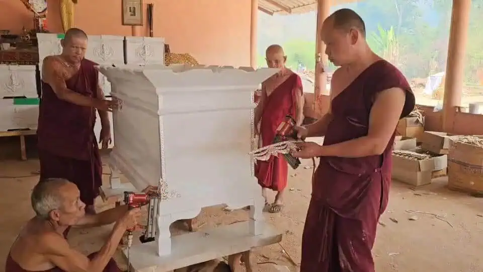 "ครูบาโลงศพ" บอกบุญญาติโยม เตรียมจัดทอดผ้าป่าโลงศพ สร้างบุญกุศลรับ"ปี๋ใหม่เมือง"