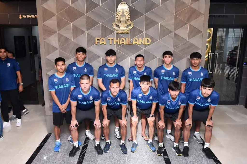 ทีมชาติไทย U23 ทดสอบร่างกายเก็บตัวก่อนแข่งซีเกมส์ ที่กัมพูชา