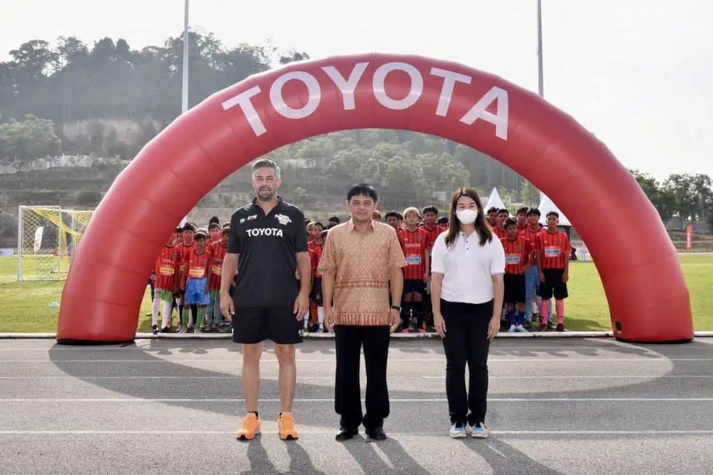 สานฝันเด็กใต้สู่นักเตะอาชีพ! "โตโยต้า จูเนียร์ ฟุตบอลคลินิก" ที่กระบี่