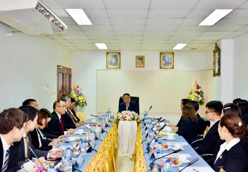 ประธานศาลฎีกา ตรวจเยี่ยมศาลจังหวัดชุมพร และศาลเยาวชนฯ จ.ระนอง