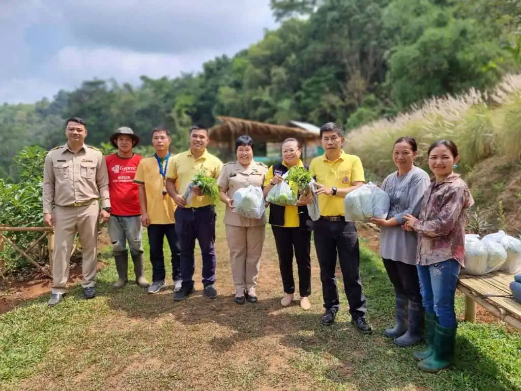 เกษตรเชียงใหม่ ร่วมโครงการ "เกษตรวิชญา" ขยายผลแปลงเรียนรู้ไม้ผลเมืองหนาวแก่เกษตรกร